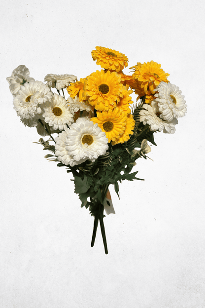 Kunstblume Gerbera 3-Köpfig - 45cm - Weiß/Gelb - Kunstblume für fröhliche Tischdeko & Arrangements
