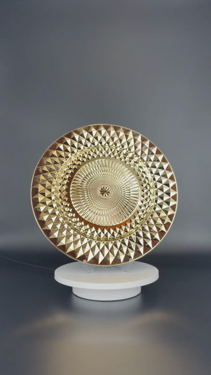 Platzteller Gold mit Muster 32cm - Edle Tischunterlage für Hochzeiten & Gastronomie